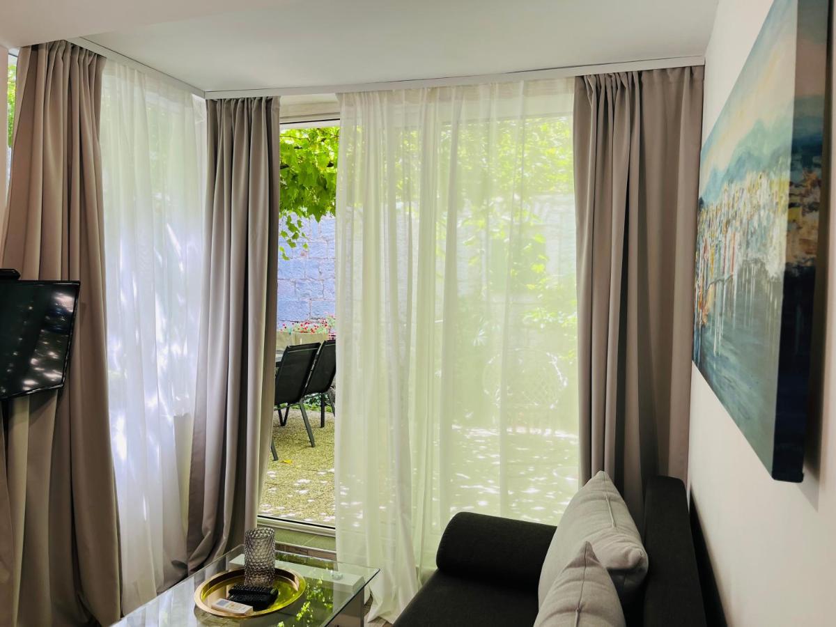 Apartment Stari Dvor Каштела Экстерьер фото
