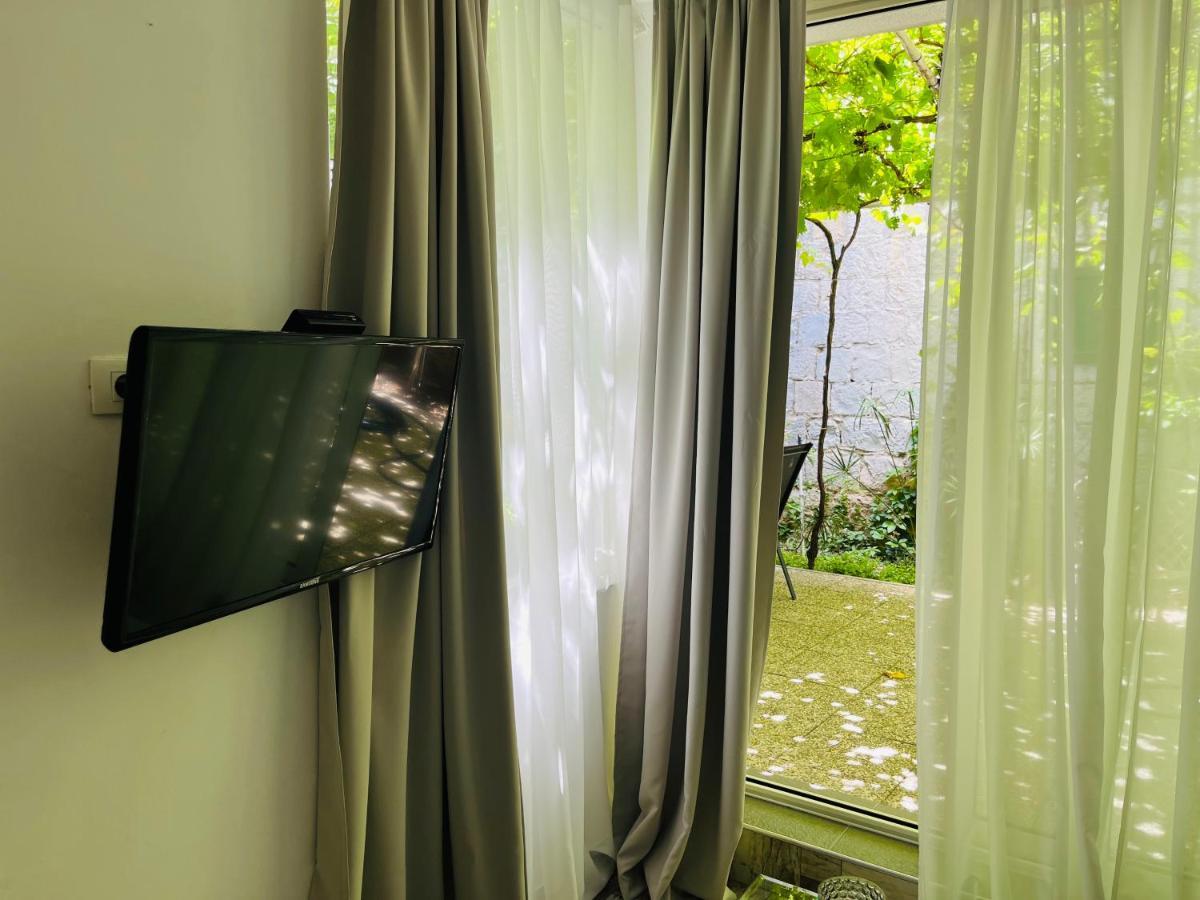 Apartment Stari Dvor Каштела Экстерьер фото