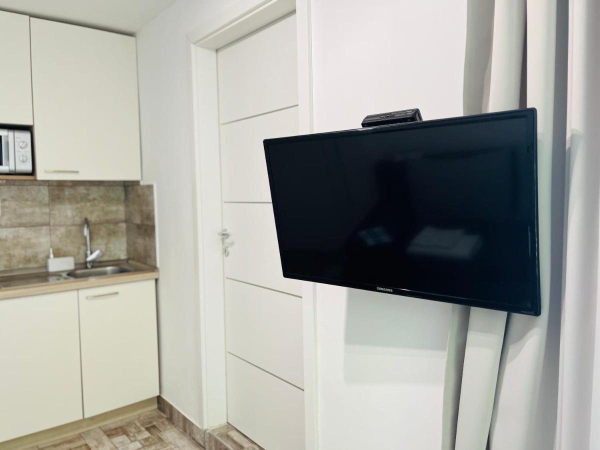 Apartment Stari Dvor Каштела Экстерьер фото
